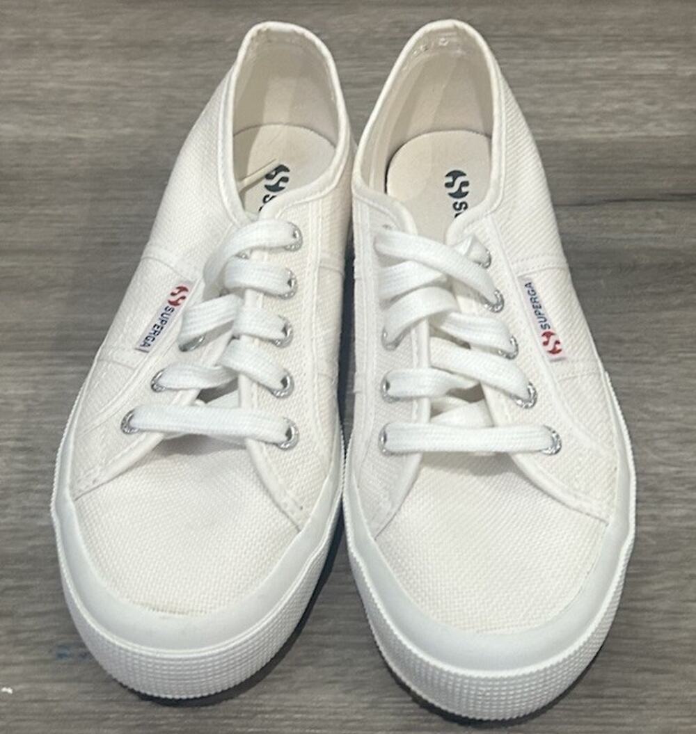 Superga 2750 Cotu Classic White Canvas Sneakers Women’s US 6 EU 36 Low Top Shoes